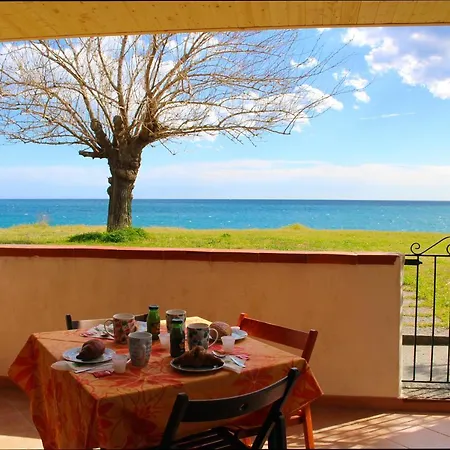 House On The Sea Holiday home